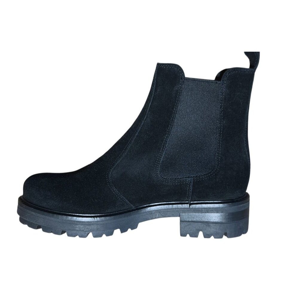 La Canadienne Womens Black Suede Chelsea Boots With Lug Sole Size 7 NWOB - Picture 2 of 9